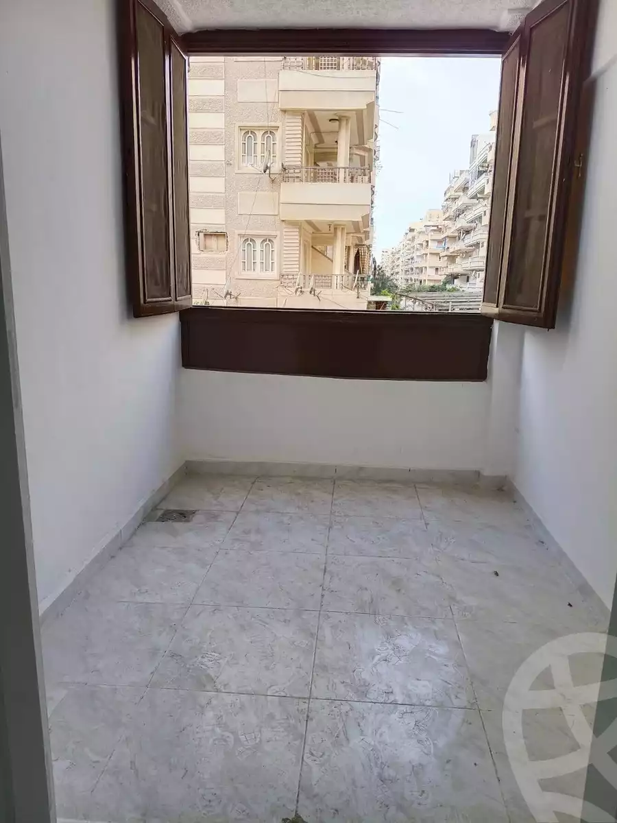 https://aqarmap.com.eg/ar/listing/6594621-for-sale-alexandria-l-jmy-shataa-el-nakheel