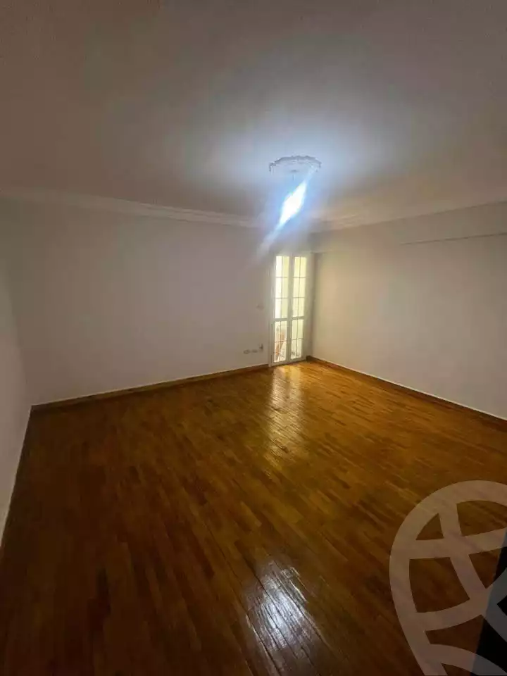 https://aqarmap.com.eg/ar/listing/6594793-for-sale-alexandria-ganaklis
