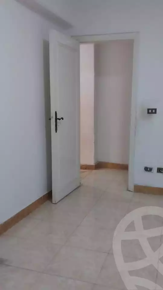 https://aqarmap.com.eg/en/listing/6595094-for-rent-alexandria-bolekly-wnjdt