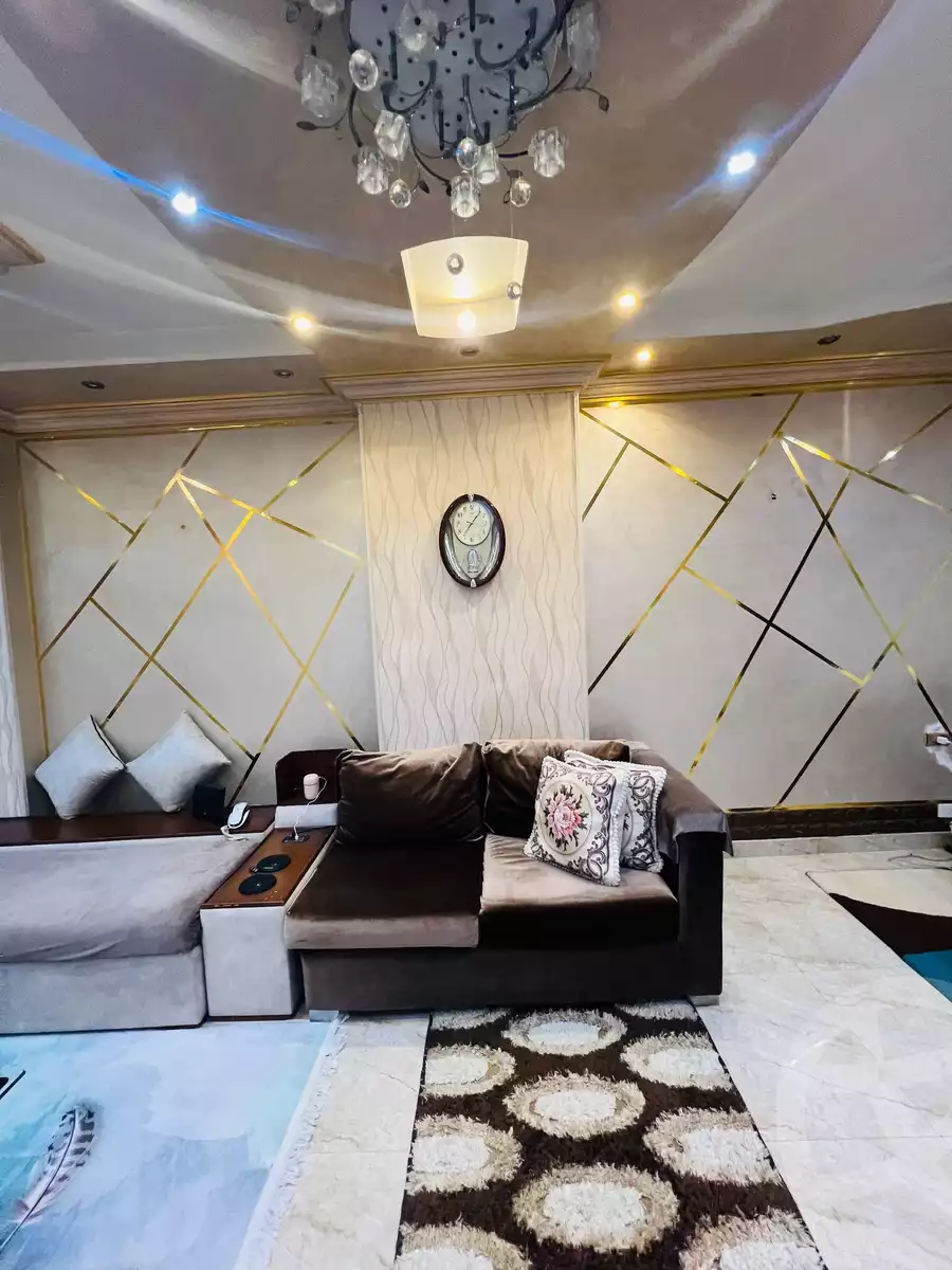 https://aqarmap.com.eg/ar/listing/6596230-for-sale-cairo-helwan-kwrnysh-hlwn