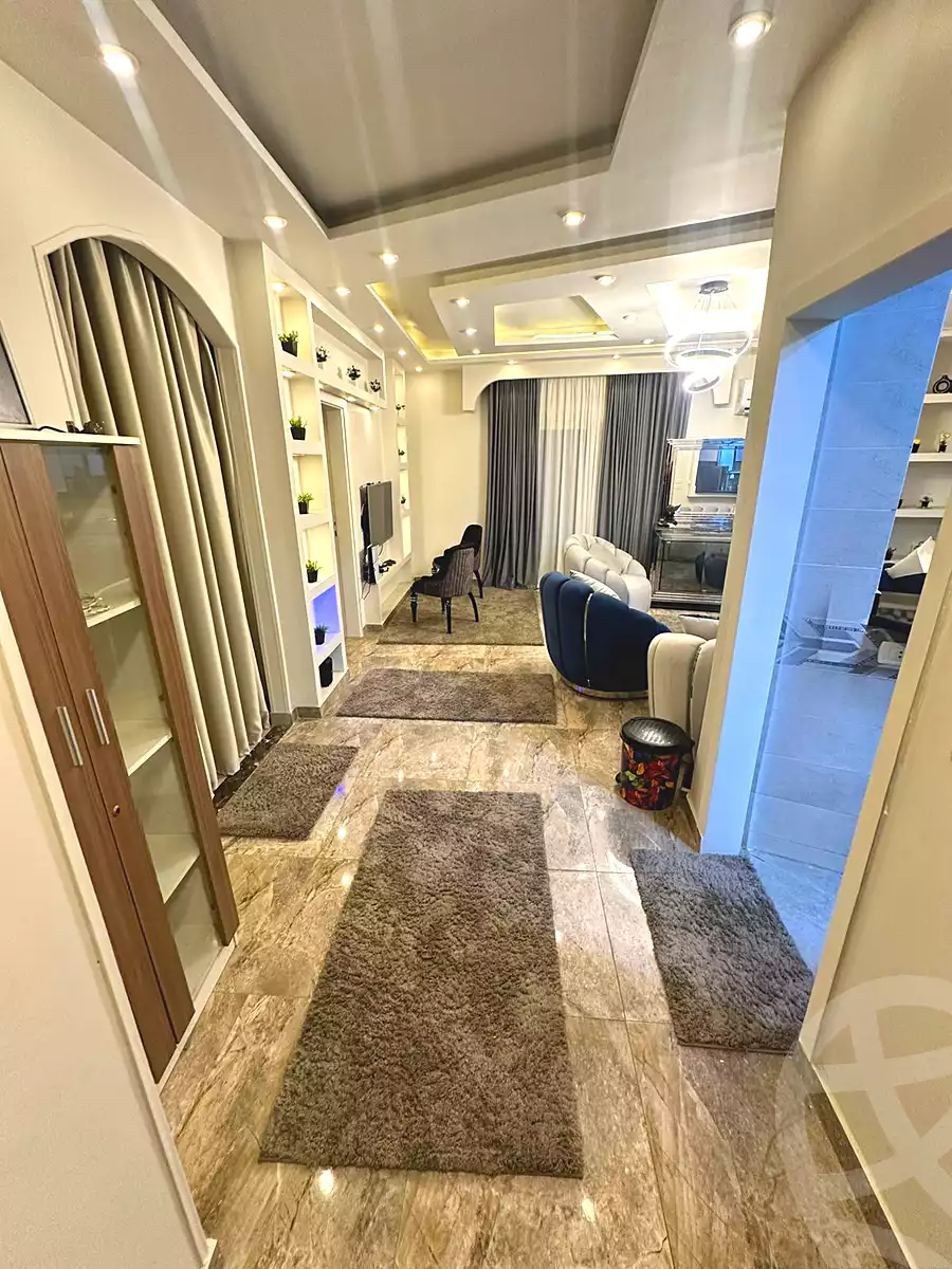 https://aqarmap.com.eg/ar/listing/6596768-for-rent-cairo-mokattam-lhdb-l-ly-el-naforah-square