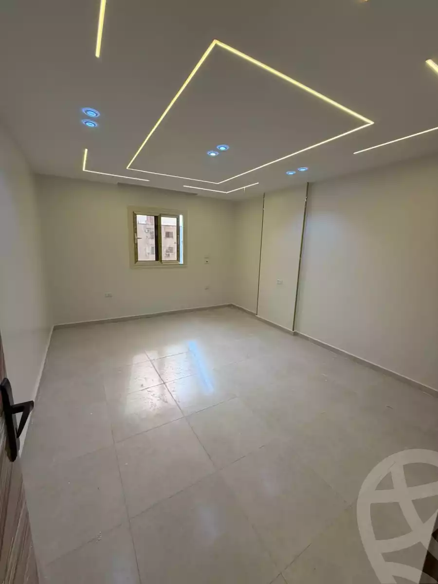 https://aqarmap.com.eg/en/listing/6597271-for-sale-cairo-6th-of-october-el-ahyaa-neighborhood-4th-neighbourhood-1