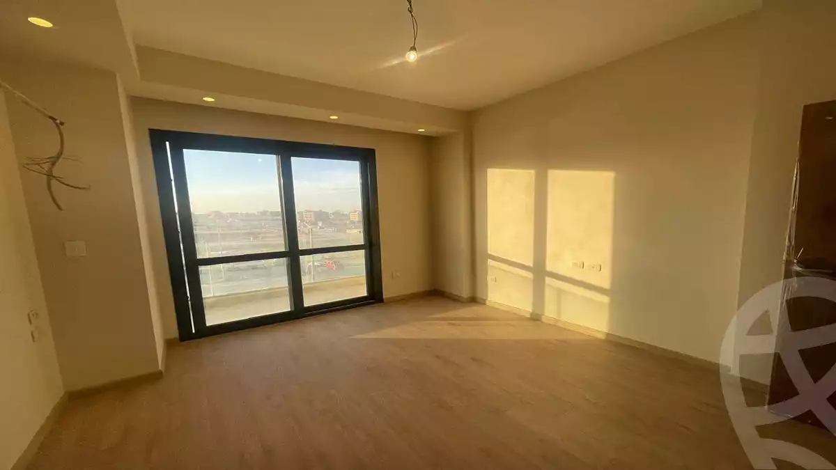 https://aqarmap.com.eg/en/listing/6597381-for-sale-cairo-new-cairo-compounds-el-patio-oro