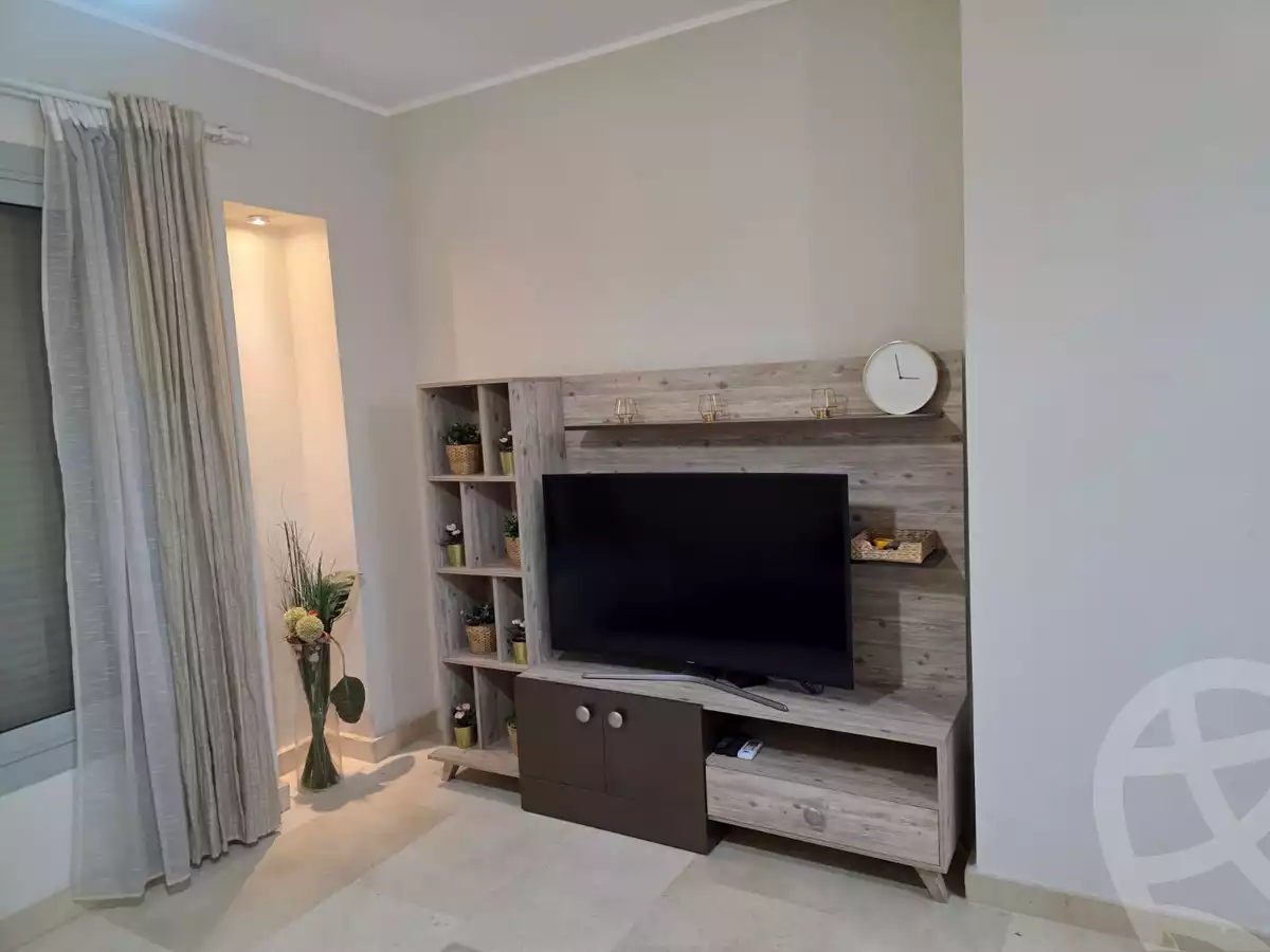 https://aqarmap.com.eg/ar/listing/6597625-for-rent-cairo-new-cairo-compounds-kmbwnd-fyldj-jyt-blm-hylz