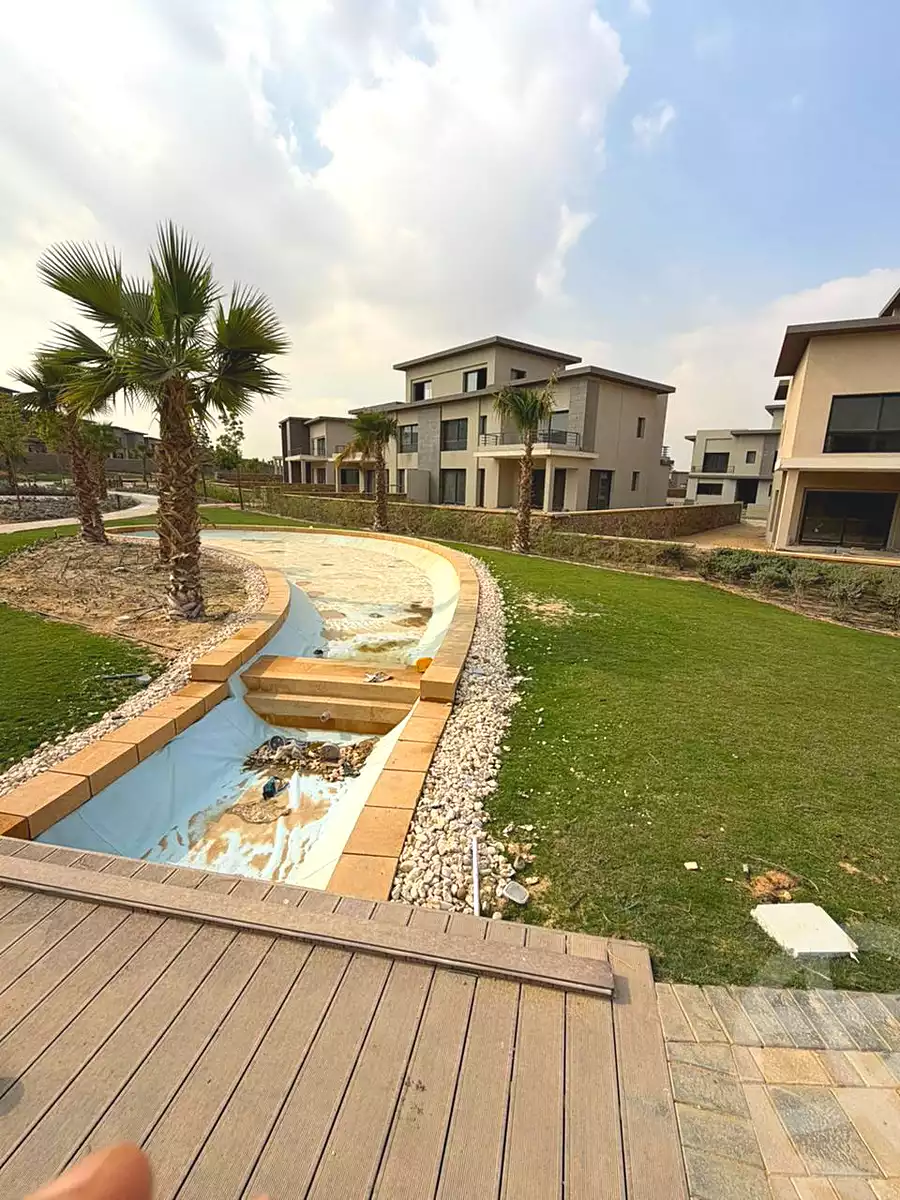 https://aqarmap.com.eg/ar/listing/6597874-for-sale-cairo-new-cairo-compounds-swan-lake-iris-swan-lake-residence