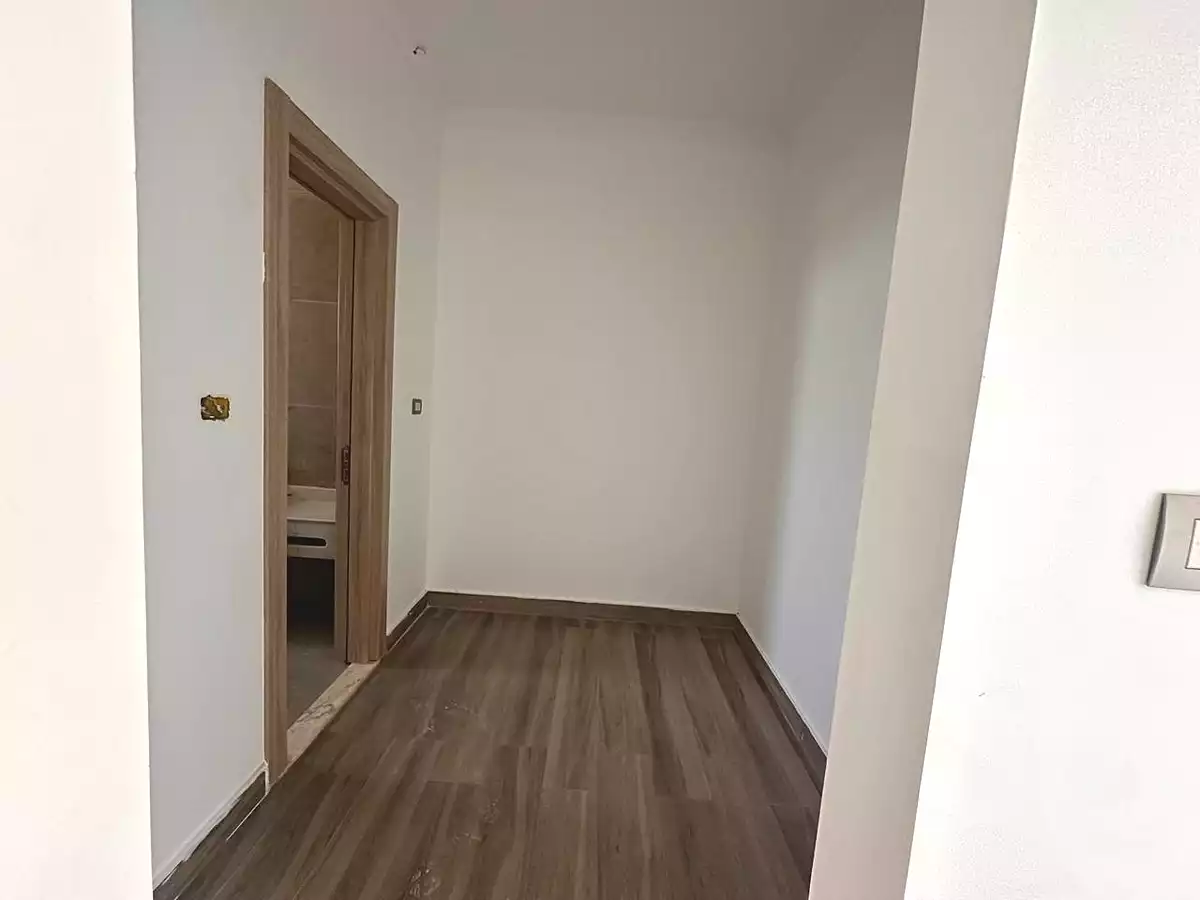 https://aqarmap.com.eg/ar/listing/6597920-for-rent-cairo-new-cairo-compounds-mivida-mivida-parcel