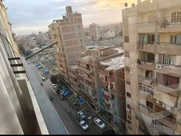 https://aqarmap.com.eg/ar/listing/6598314-for-sale-cairo-helwan-helwan-el-sharkeya-mostafa-safwat-st
