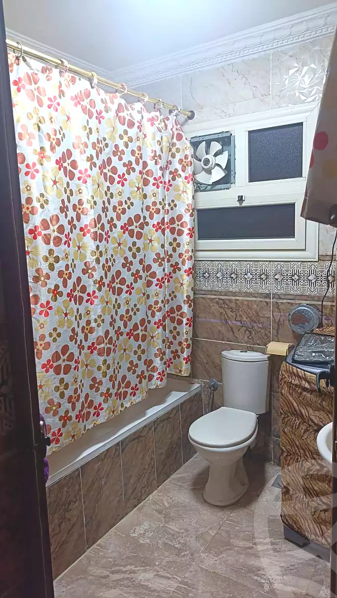 https://aqarmap.com.eg/ar/listing/6598854-for-sale-cairo-helwan-helwan-el-sharkeya-mostafa-safwat-st