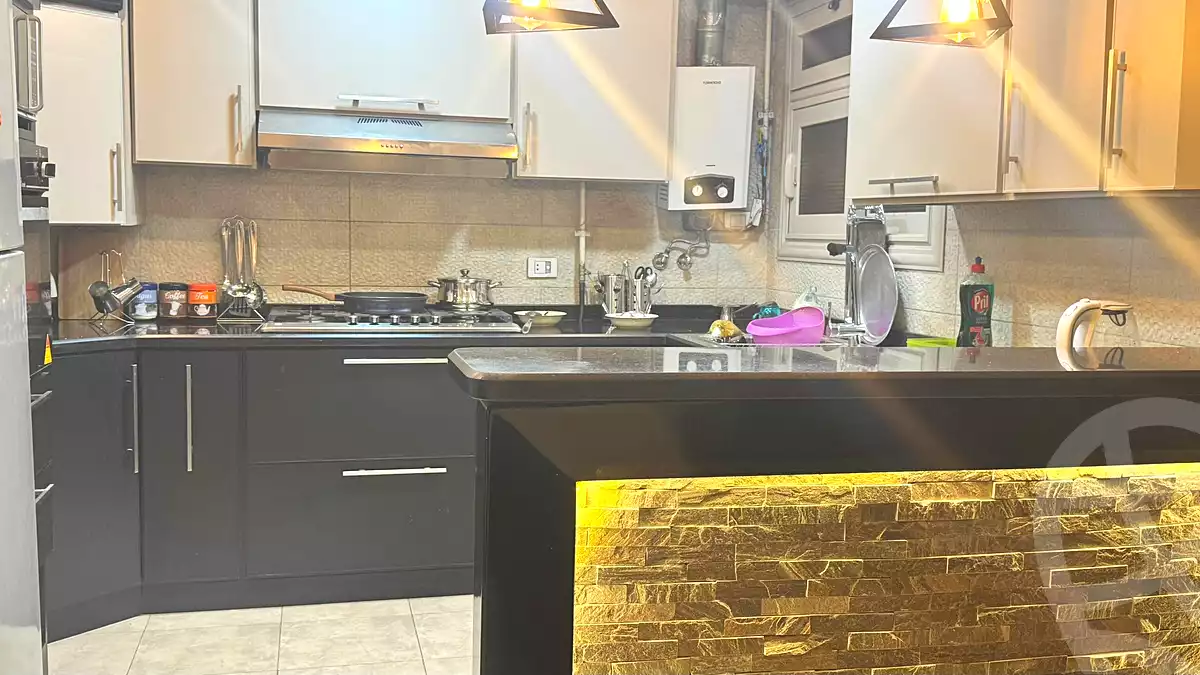 https://aqarmap.com.eg/en/listing/6599086-for-sale-cairo-helwan-helwan-el-sharkeya-abd-el-rahman-pasha-st