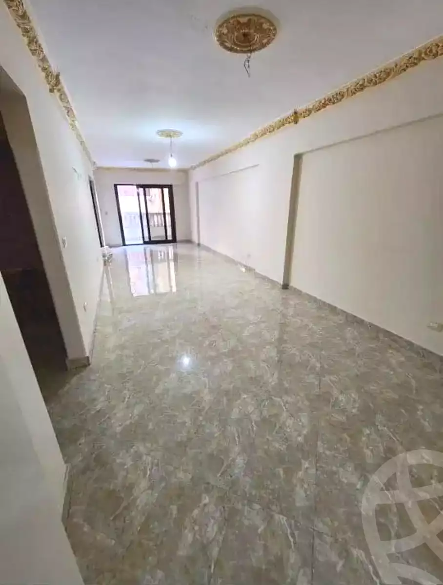 https://aqarmap.com.eg/ar/listing/6599511-for-rent-alexandria-zezenia-ibrahim-el-attar-st