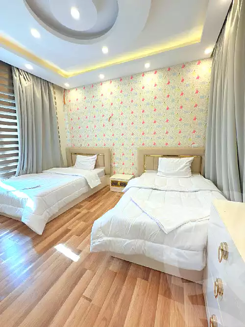 https://aqarmap.com.eg/ar/listing/6599519-for-rent-cairo-new-cairo-compounds-blm-hylz-qtmy-kstnshn