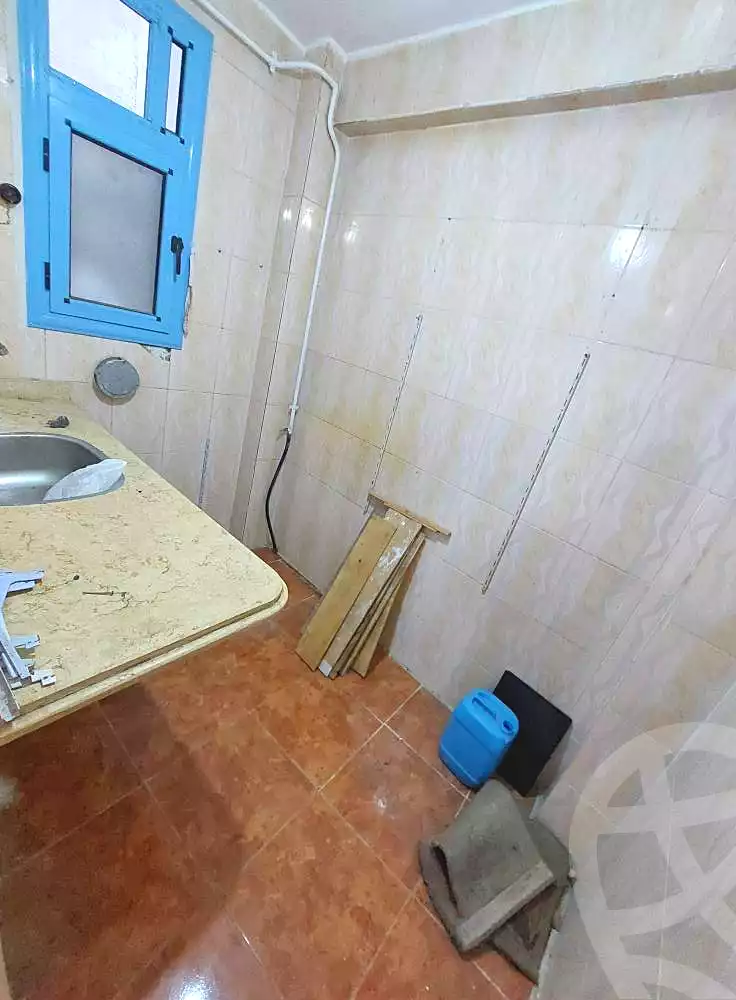 https://aqarmap.com.eg/ar/listing/6599958-for-sale-alexandria-bahray-el-anfoshy-al-mosafer-khana-st