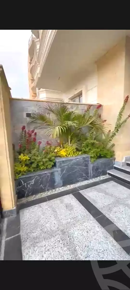 https://aqarmap.com.eg/en/listing/6600299-for-sale-cairo-new-cairo-el-lotus-lotus-north-cairo-new-cairo-el-lotus-lotus-south-the-fourth-area-lotus-north