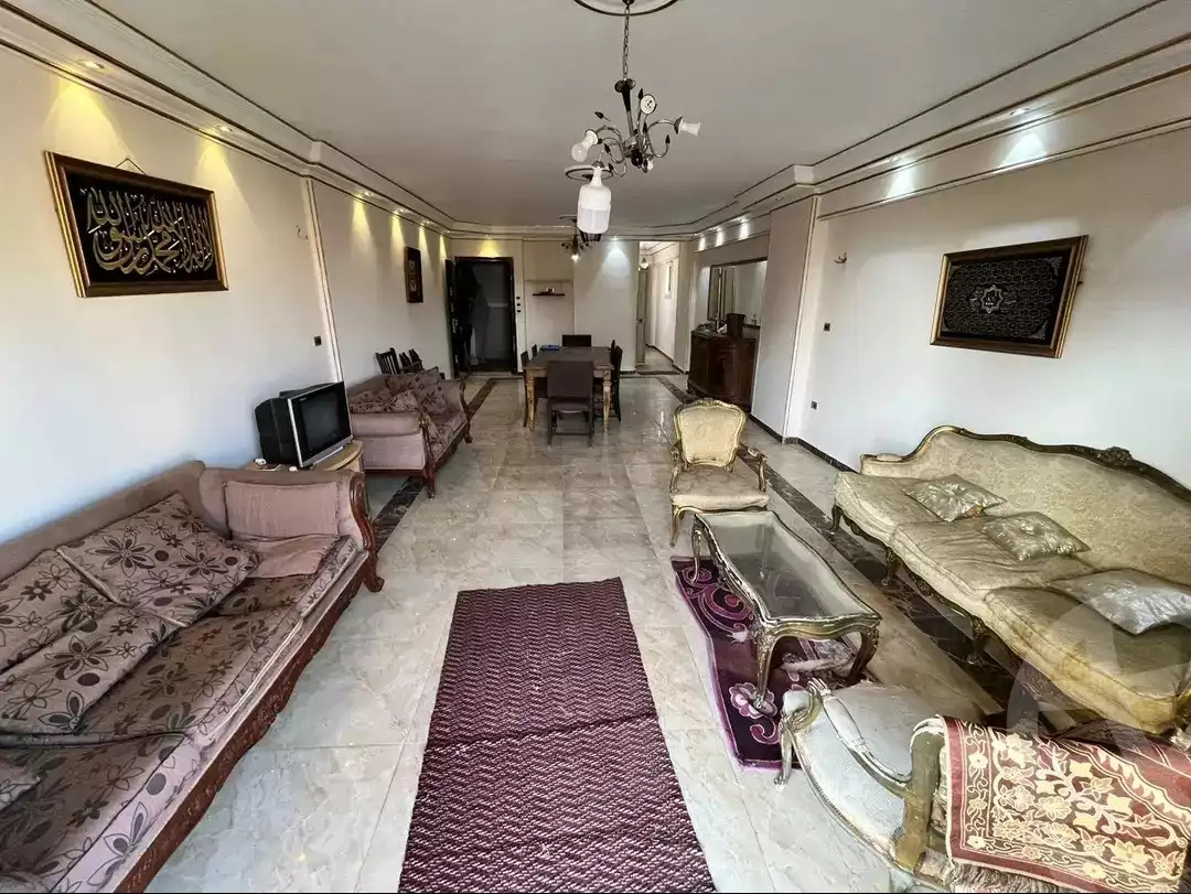 https://aqarmap.com.eg/en/listing/6601493-for-sale-alexandria-camp-cesar-mamfeis-st