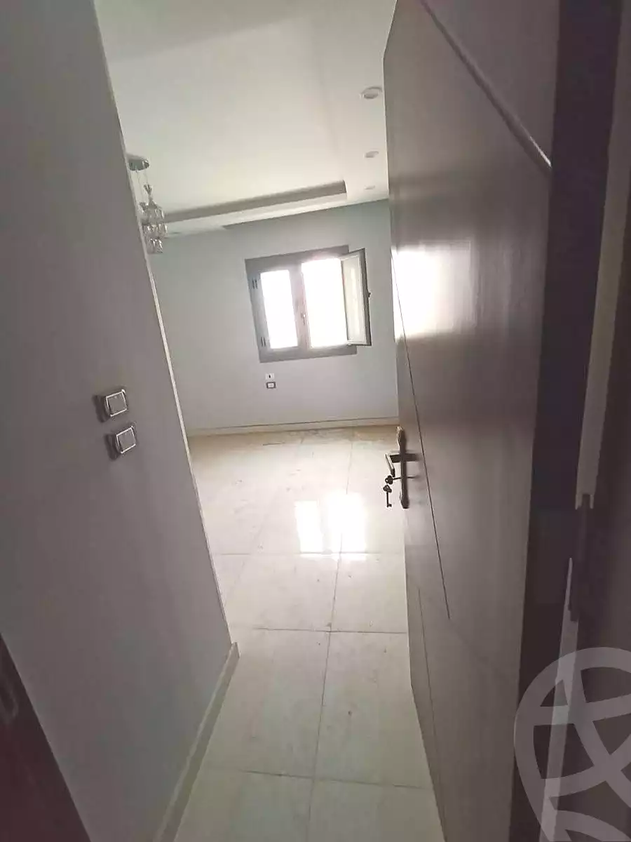 https://aqarmap.com.eg/ar/listing/6601903-for-sale-cairo-helwan-mohamed-sayed-ahmed-st