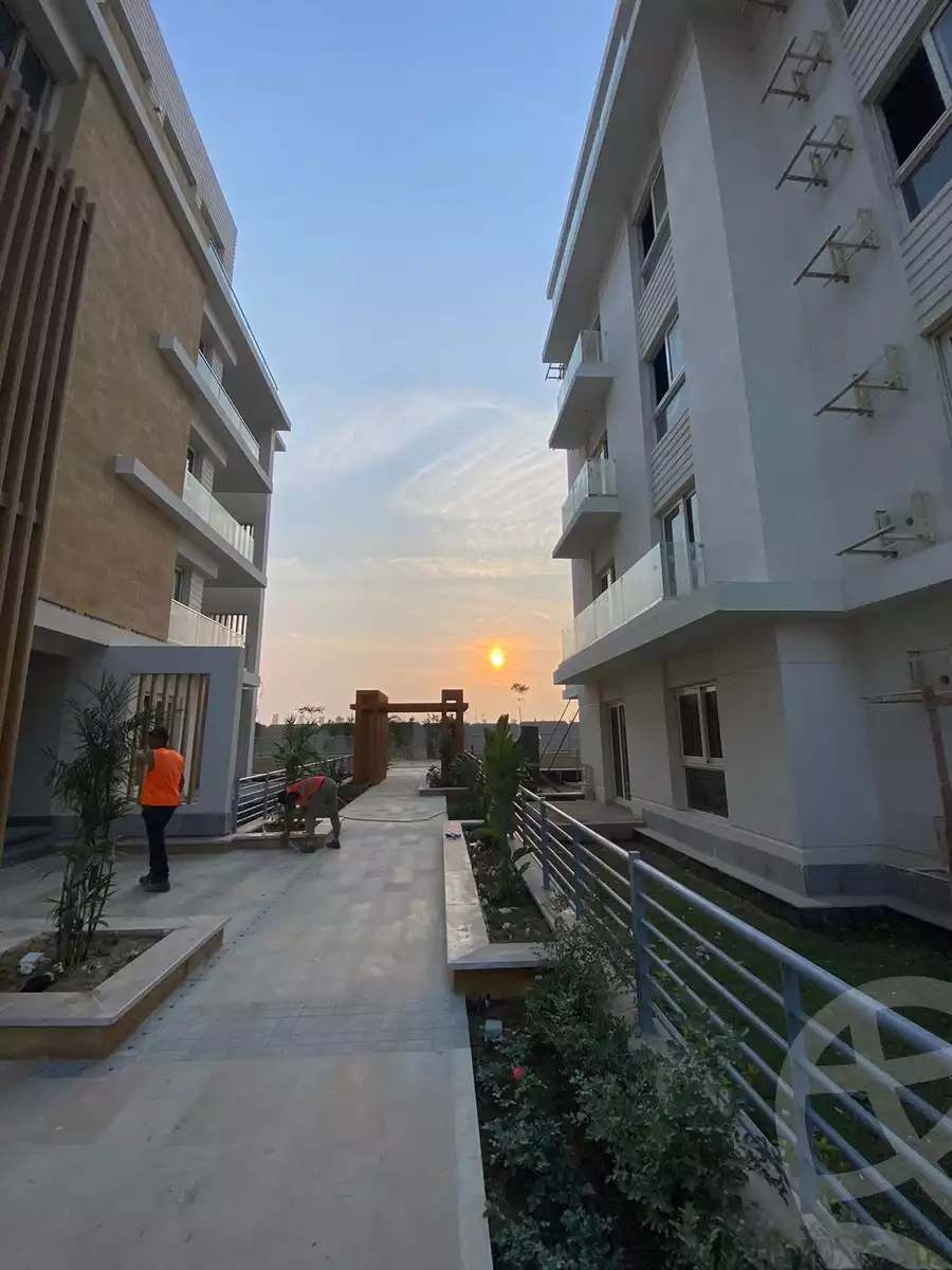 https://aqarmap.com.eg/ar/listing/6603927-for-sale-cairo-6th-of-october-compounds-mountain-view-icity-october-lagoon-beach-park-mountain-view-icity