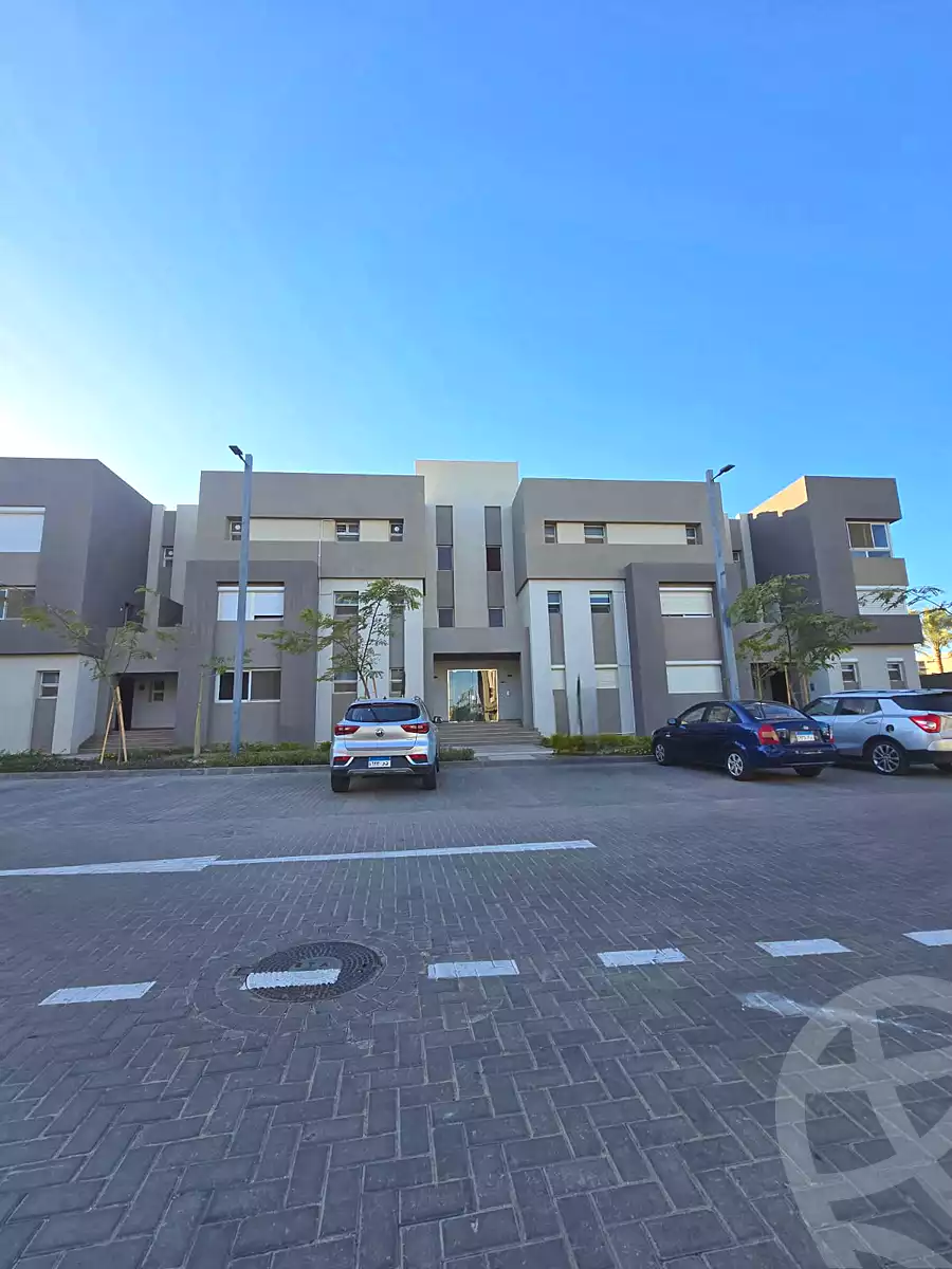 https://aqarmap.com.eg/en/listing/6605843-for-sale-cairo-el-sheikh-zayed-city-compounds-etapa