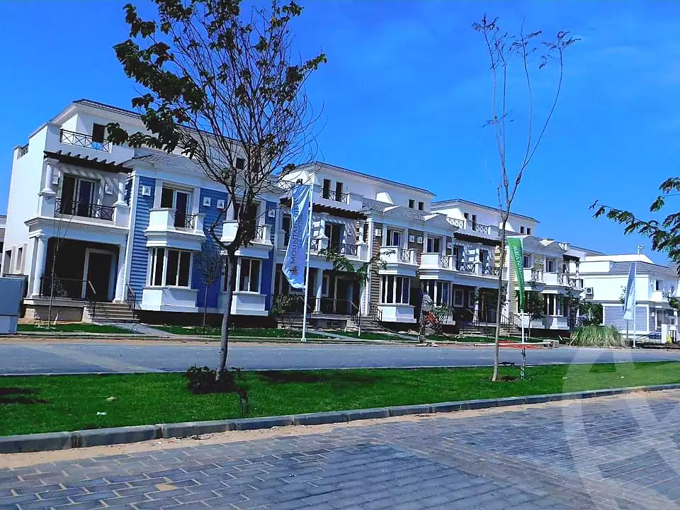 https://aqarmap.com.eg/ar/listing/6607916-for-sale-cairo-6th-of-october-compounds-mountain-view-chillout-park-mountain-view-lakeside