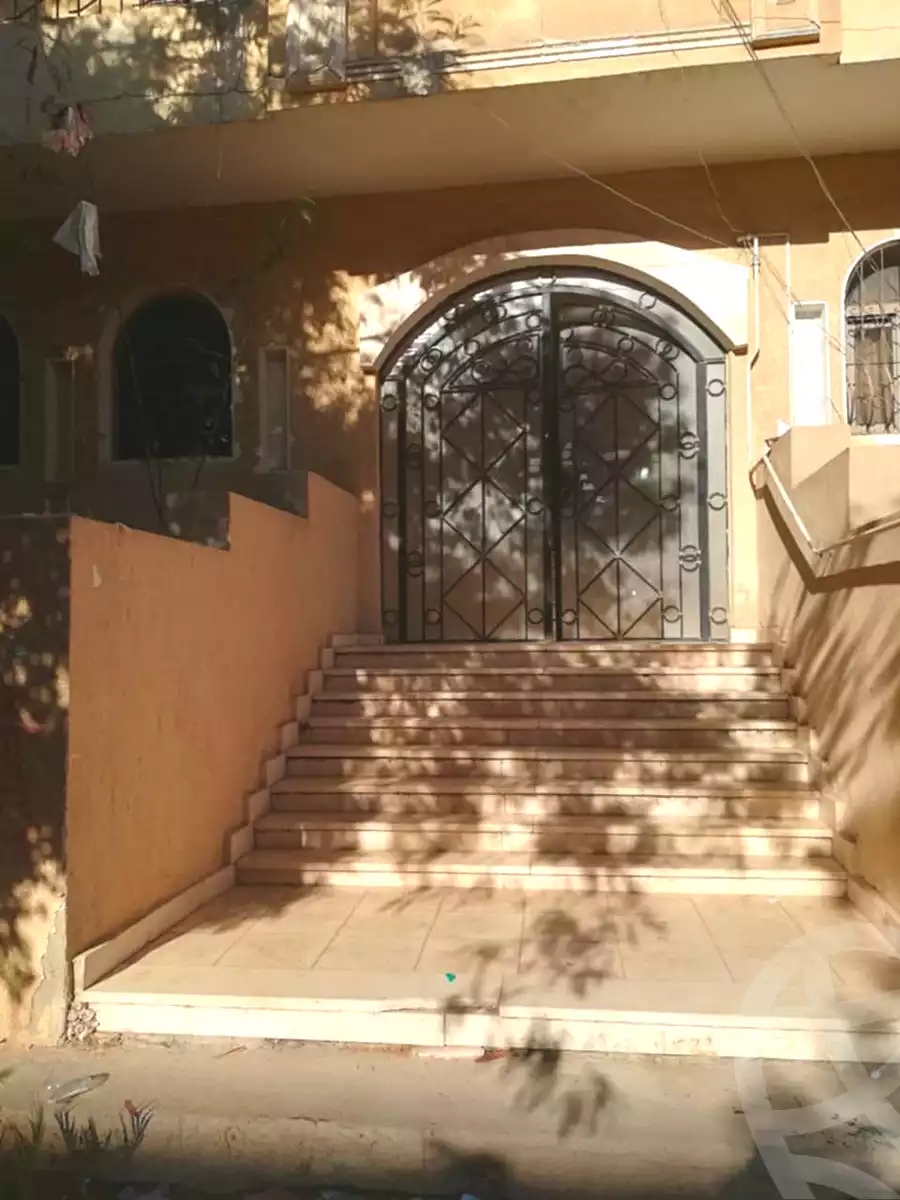 https://aqarmap.com.eg/en/listing/6608030-for-sale-cairo-6th-of-october-el-ahyaa-neighborhood-4th-neighbourhood-2