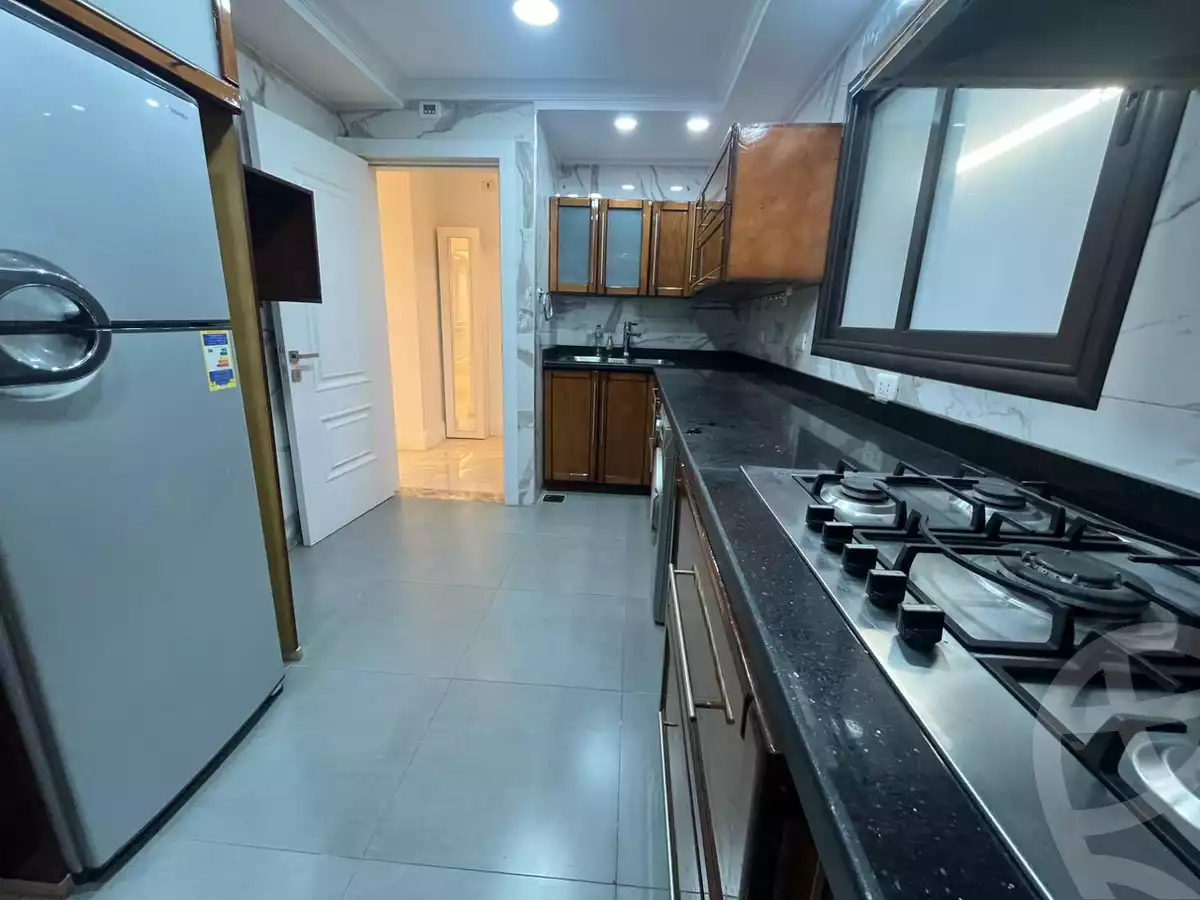 https://aqarmap.com.eg/en/listing/6608965-for-rent-cairo-el-sheikh-zayed-city-compounds-beverly-hills