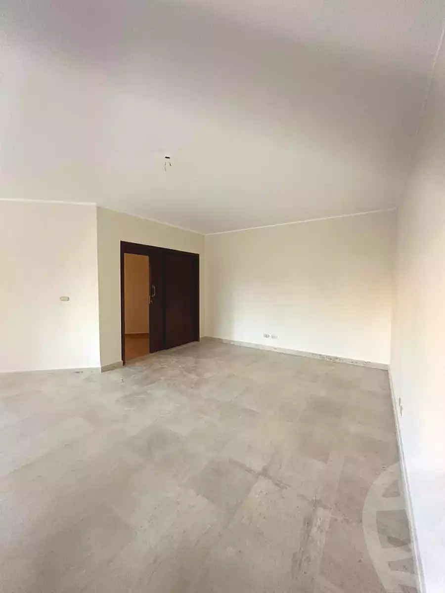 https://aqarmap.com.eg/en/listing/6609012-for-sale-cairo-el-sheikh-zayed-city-compounds-beverly-hills