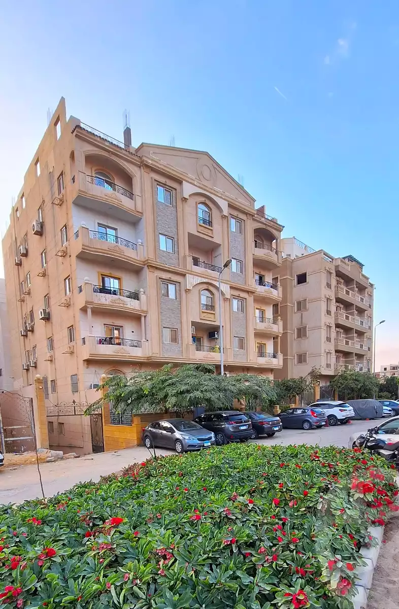 https://aqarmap.com.eg/en/listing/6609870-for-sale-cairo-new-cairo-el-lotus-lotus-north-lmntq-lthny-llwts-lshmly