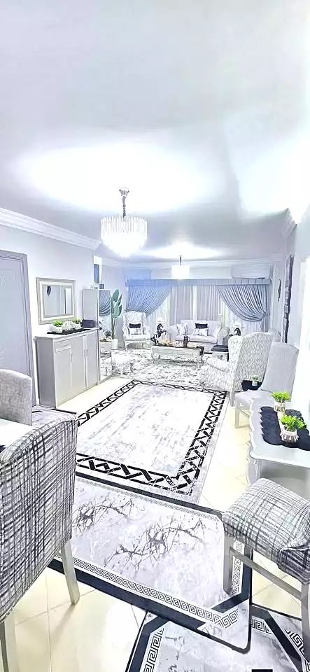 https://aqarmap.com.eg/ar/listing/6610808-for-rent-alexandria-sydy-bshr-sydy-bshr-bhry-street-15