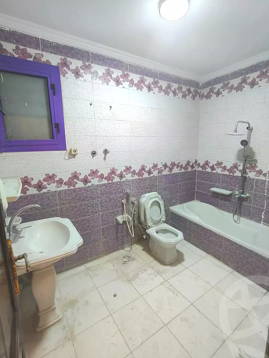 https://aqarmap.com.eg/ar/listing/6611391-for-rent-alexandria-sydy-bshr-sydy-bshr-bhry-street-16