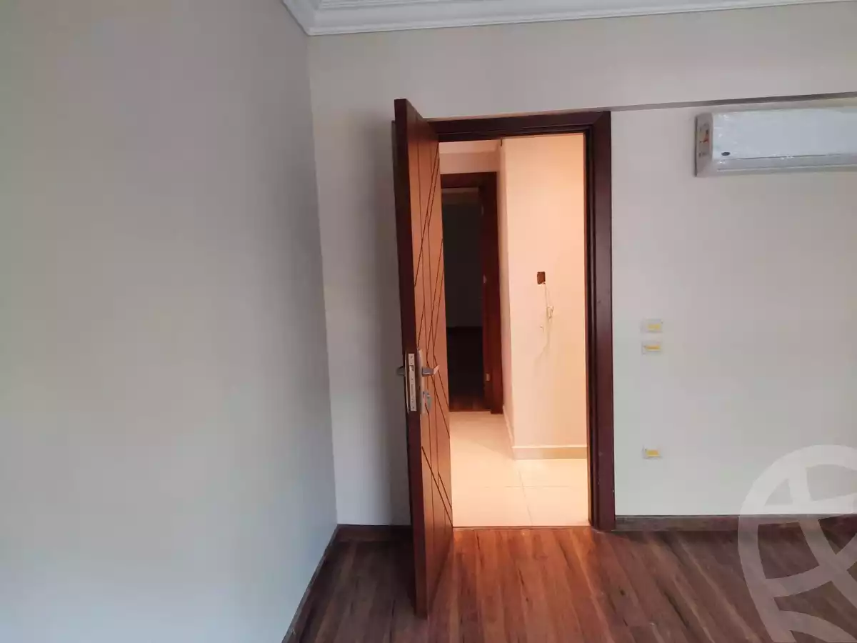 https://aqarmap.com.eg/ar/listing/6611505-for-rent-cairo-new-cairo-compounds-galleria-moon-valley-compound-arabia
