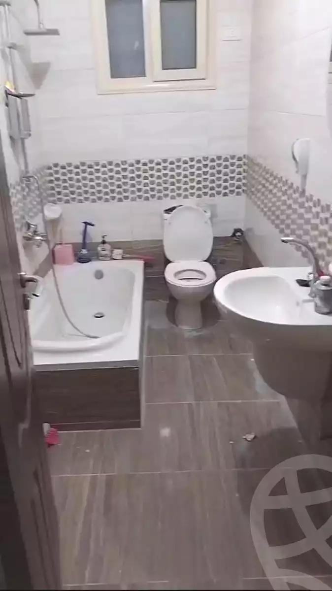 https://aqarmap.com.eg/en/listing/6611707-for-sale-cairo-mokattam-el-hadabah-el-wosta-8th-zone