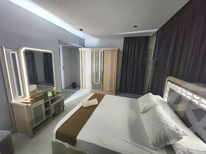 https://aqarmap.com.eg/en/listing/6611713-for-rent-cairo-new-cairo-compounds-wn-nynty-mwl-lndmrk-sbwr-parcel-1-one-ninety