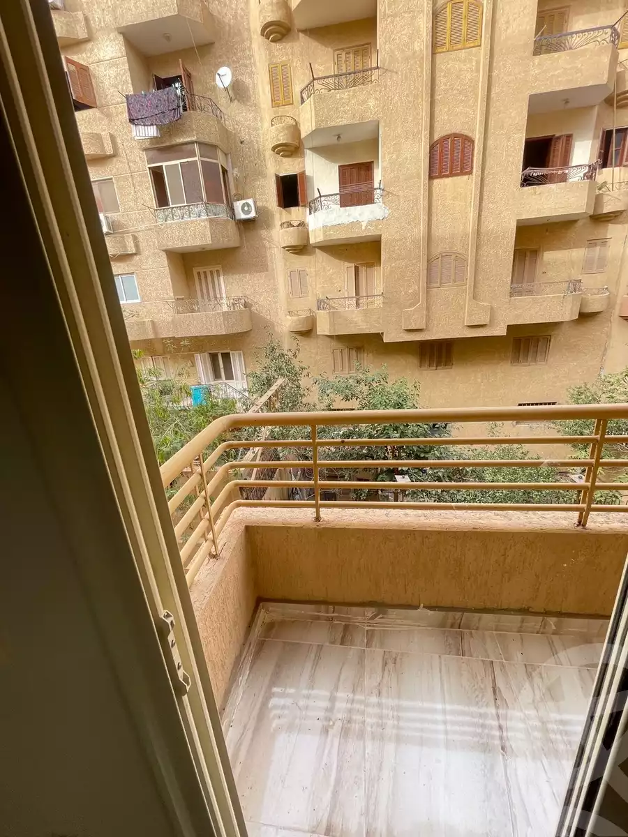 https://aqarmap.com.eg/ar/listing/6616310-for-sale-cairo-6th-of-october-el-ahyaa-neighborhood-4th-neighborhood-5