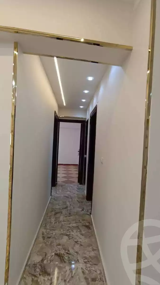 https://aqarmap.com.eg/ar/listing/6616932-for-sale-alexandria-lsywf-shamaa