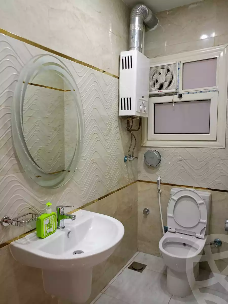 https://aqarmap.com.eg/ar/listing/6617474-for-rent-cairo-el-sheikh-zayed-city-compounds-el-khamayel