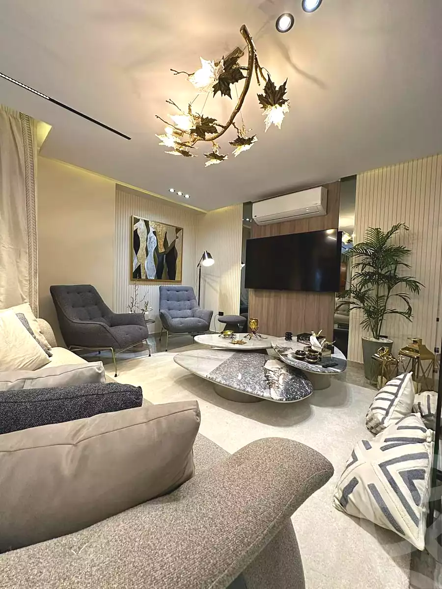 https://aqarmap.com.eg/en/listing/6618602-for-sale-cairo-new-cairo-compounds-mwrd-fq-llttwyr