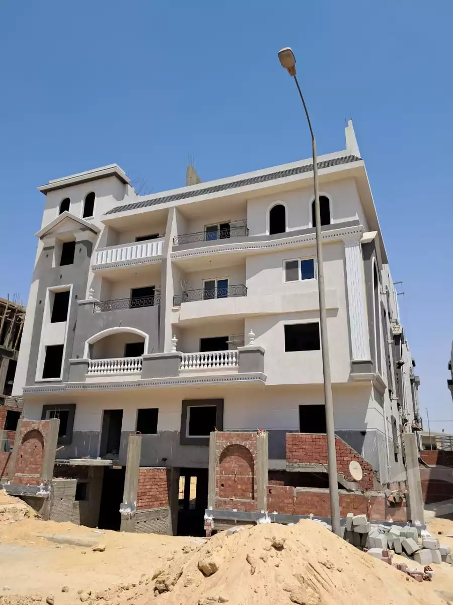 https://aqarmap.com.eg/en/listing/6620003-for-sale-cairo-6th-of-october-compounds-deyar-plaza