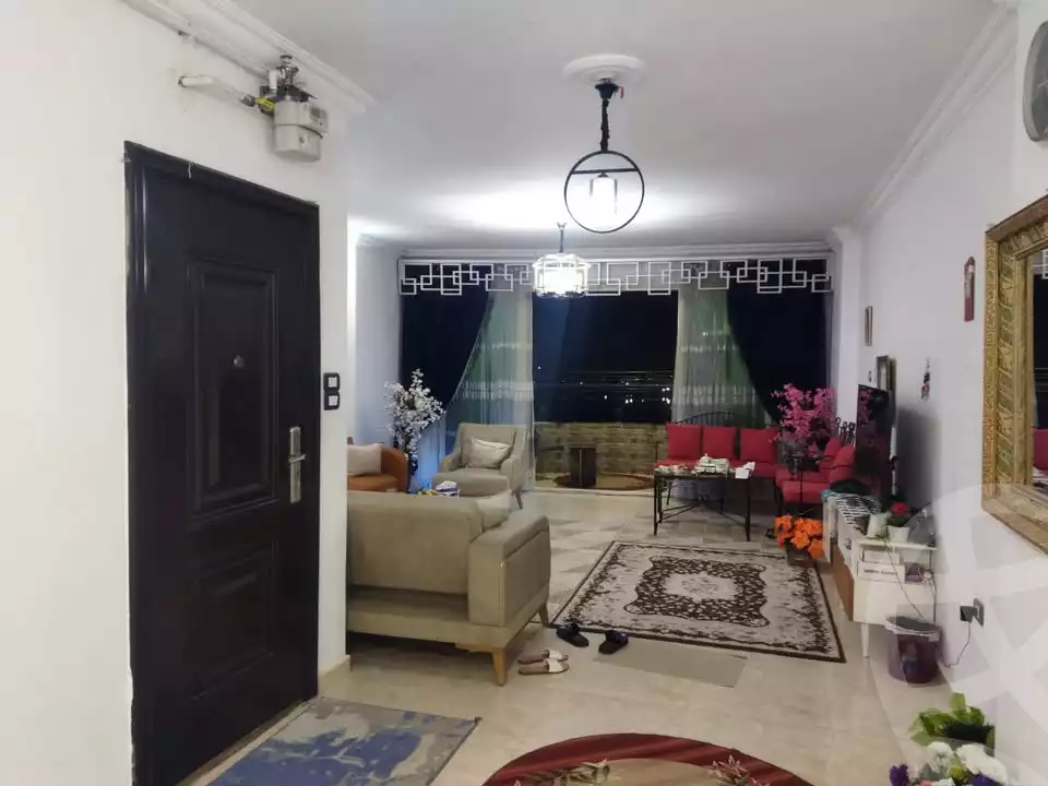 https://aqarmap.com.eg/ar/listing/6621337-for-sale-cairo-helwan-hadayek-helwan-nile-corniche-st