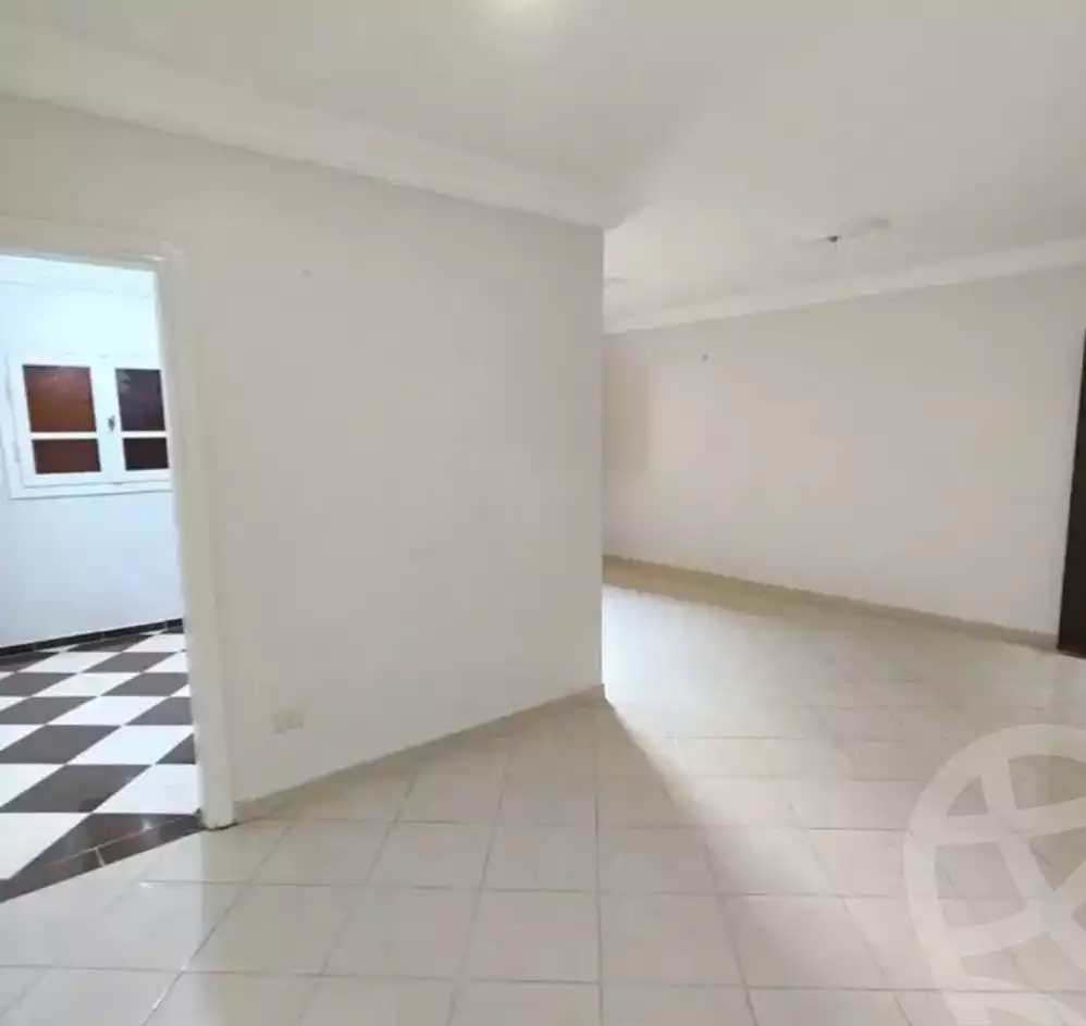https://aqarmap.com.eg/ar/listing/6621819-for-sale-alexandria-el-asafra-l-sfr-bhry