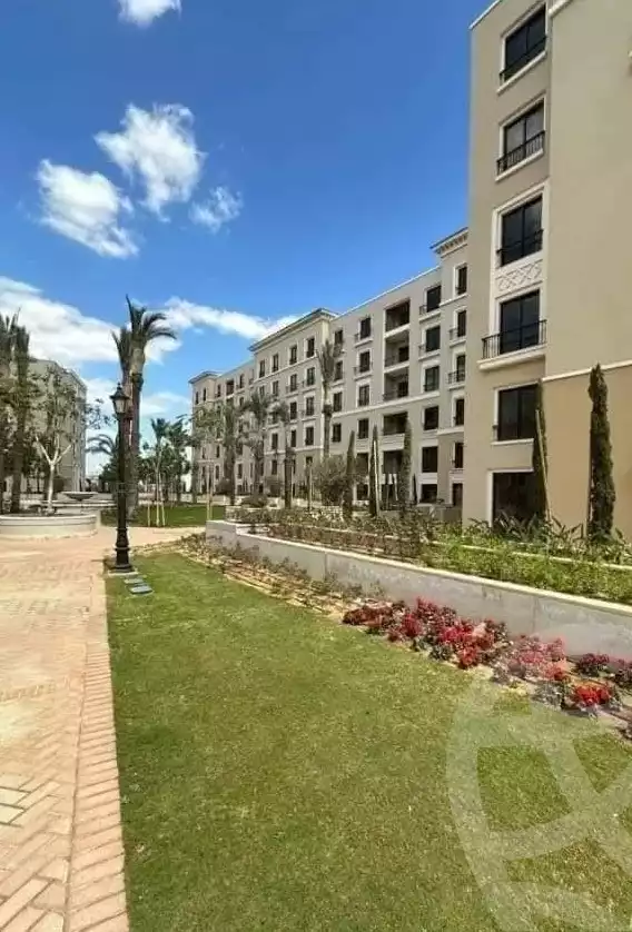 https://aqarmap.com.eg/en/listing/6622480-for-sale-cairo-el-sheikh-zayed-city-compounds-kmbwnd-fyldj-wyst-dr-llttwyr