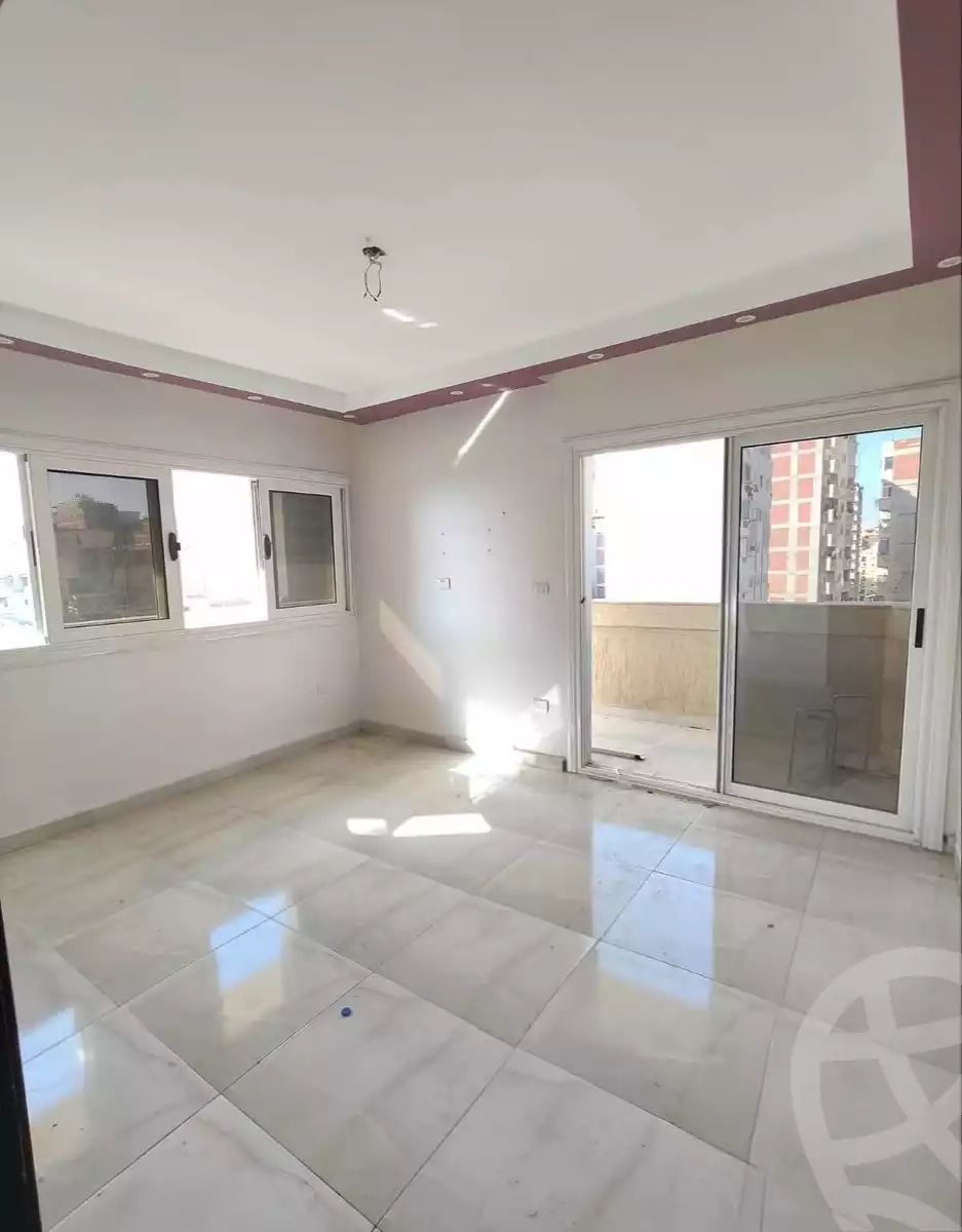https://aqarmap.com.eg/ar/listing/6622741-for-sale-alexandria-sydy-bshr-sydy-bshr-bhry-gamal-abd-el-nasir-st