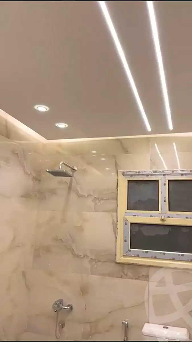 https://aqarmap.com.eg/ar/listing/6622905-for-rent-cairo-new-cairo-compounds-town-residence