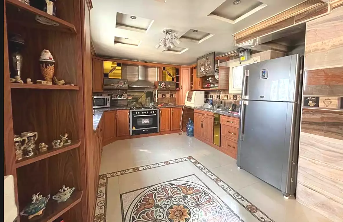 https://aqarmap.com.eg/ar/listing/6623646-for-sale-alexandria-camp-cesar