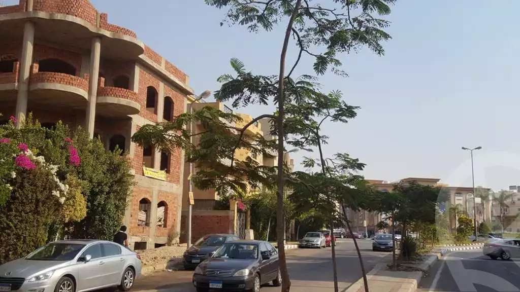 https://aqarmap.com.eg/ar/listing/6624632-for-sale-cairo-new-cairo-el-ahyaa-first-neighborhood-street-1