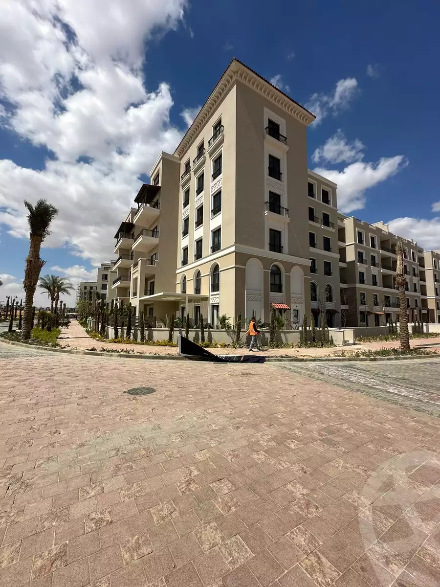 https://aqarmap.com.eg/ar/listing/6625103-for-sale-cairo-el-sheikh-zayed-city-compounds-kmbwnd-fyldj-wyst-dr-llttwyr
