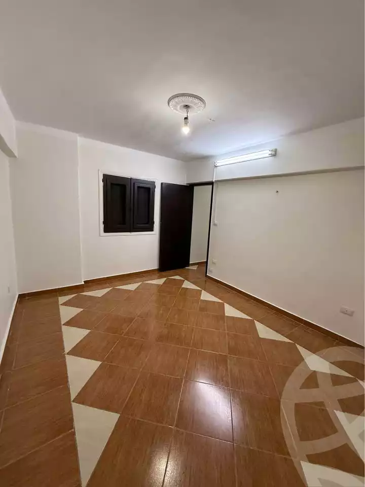 https://aqarmap.com.eg/ar/listing/6626366-for-sale-alexandria-el-asafra-l-sfr-bhry
