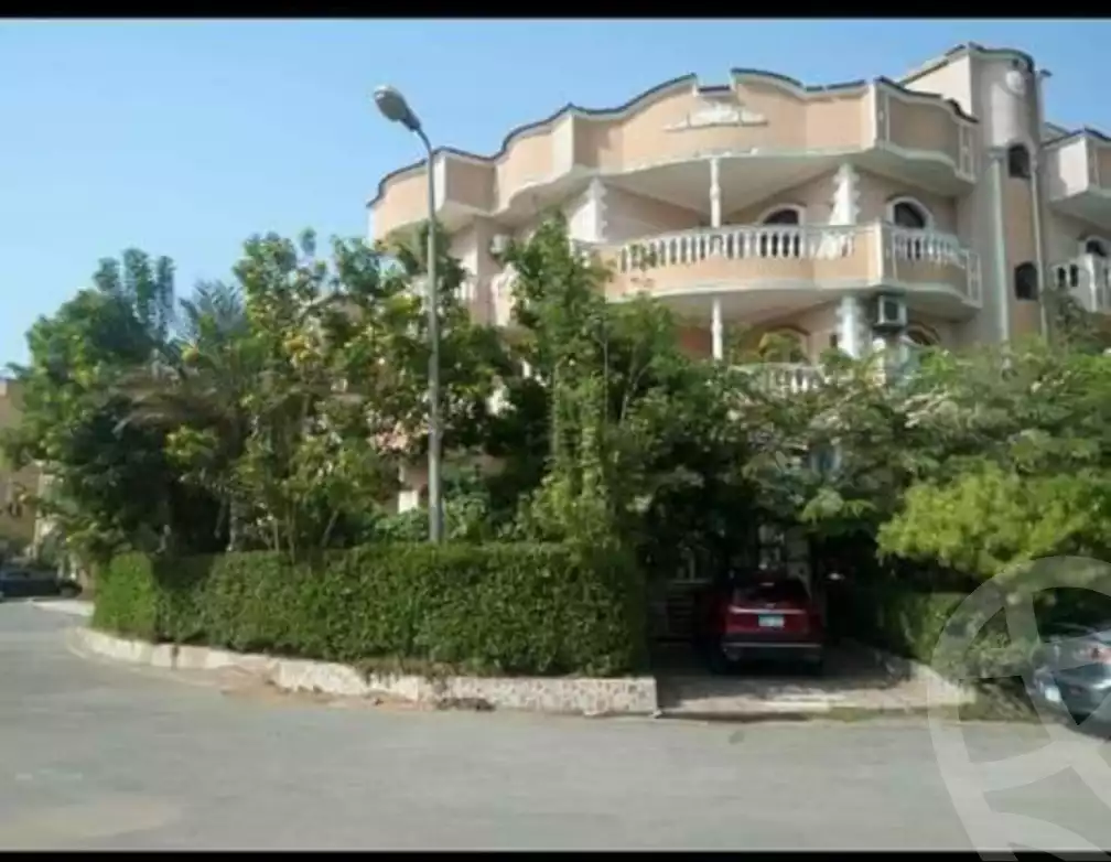 https://aqarmap.com.eg/ar/listing/6626544-for-sale-cairo-new-cairo-ganob-el-akadamiya-south-academy-z