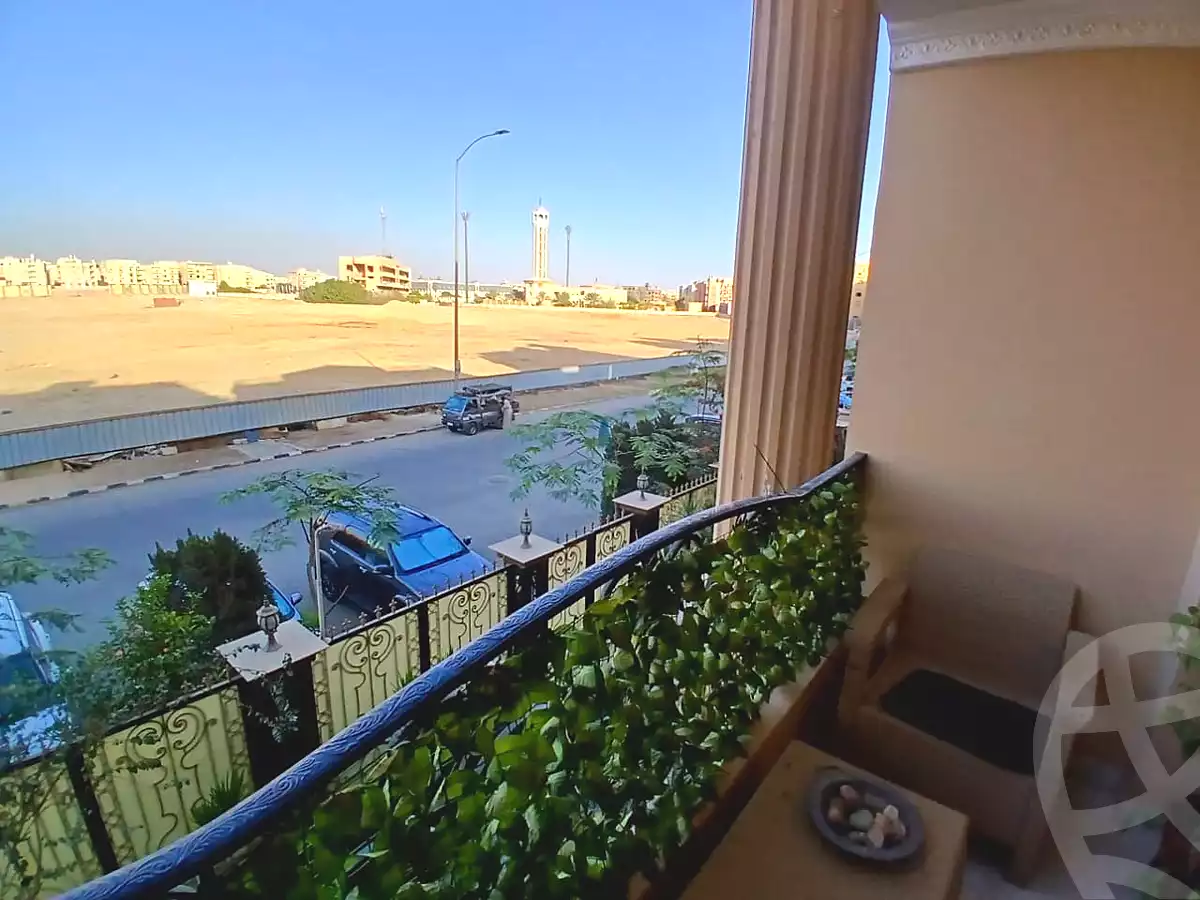 https://aqarmap.com.eg/ar/listing/6627008-for-sale-cairo-6th-of-october-el-hay-el-motamyz-fourth-touristic-village-mohamed-ahmed-barhoma-st