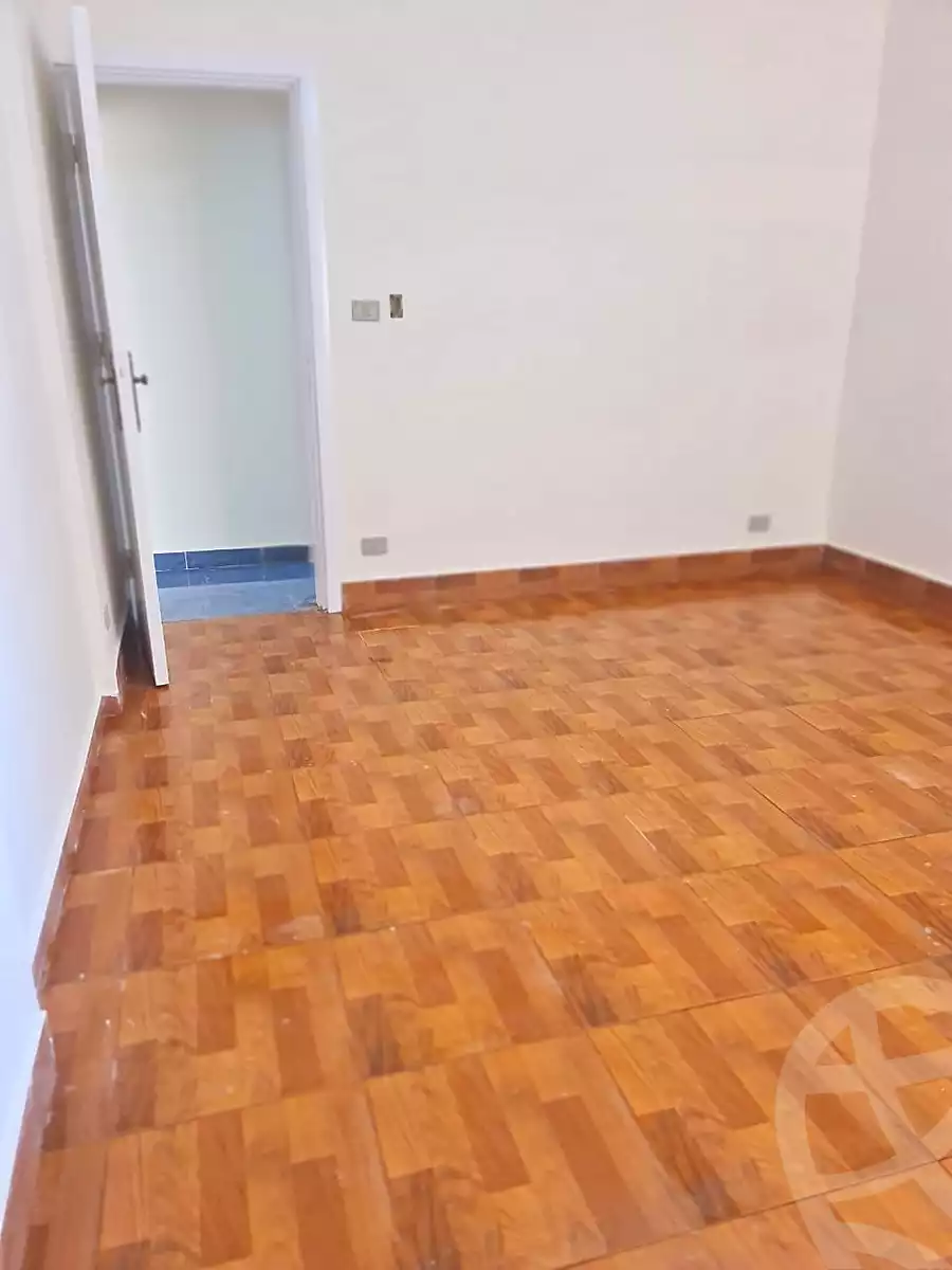 https://aqarmap.com.eg/ar/listing/6627944-for-sale-alexandria-mostafa-kamel-area