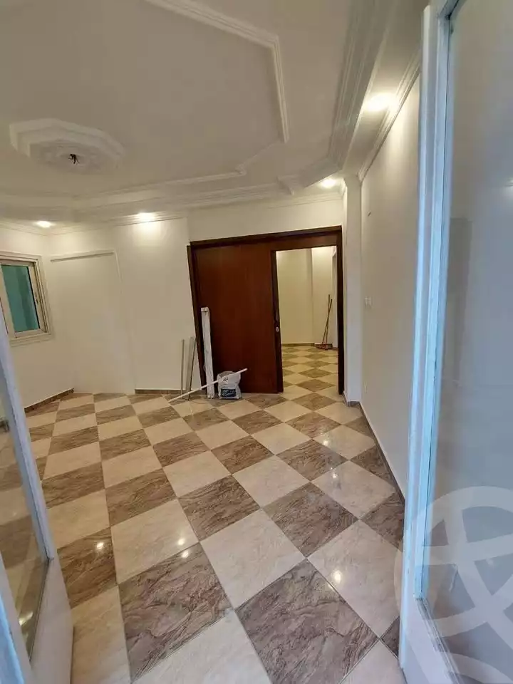 https://aqarmap.com.eg/ar/listing/6628459-for-sale-alexandria-el-asafra-l-sfr-bhry