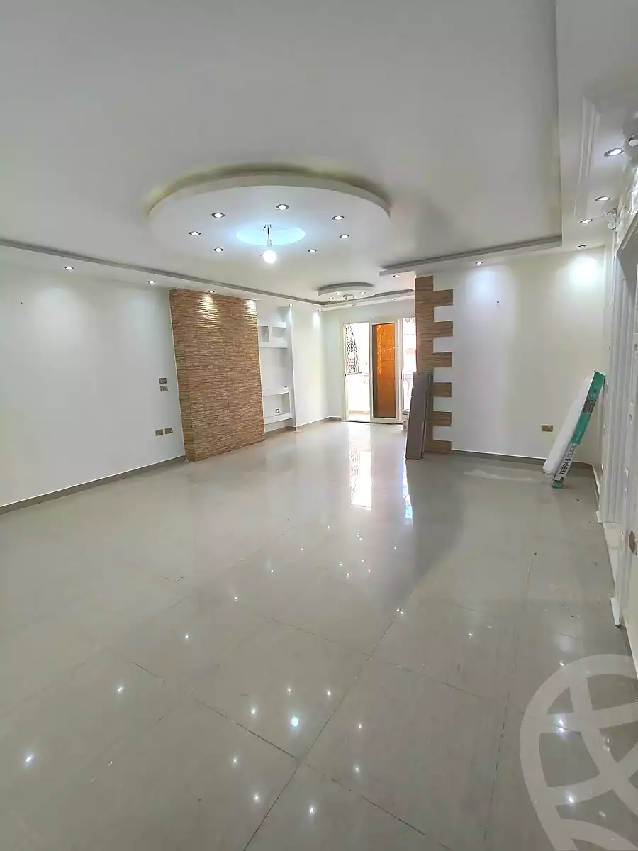 https://aqarmap.com.eg/ar/listing/6629725-for-sale-alexandria-sydy-bshr-sydy-bshr-bhry-gamal-abd-el-nasir-st